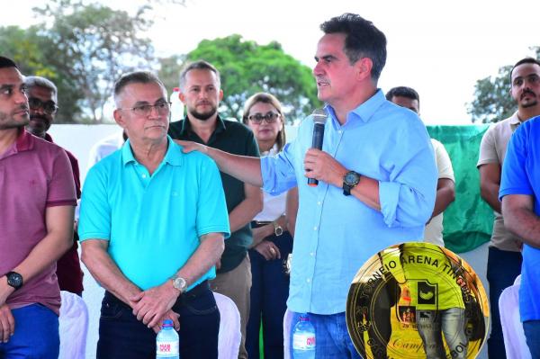 Popula&ccedil;&atilde;o de Itaueira &eacute; contemplada com campo de futebol e recursos destinados por Ciro Nogueira.(Imagem:Ascom)