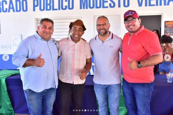 Vereador David Oka, ex-prefeito Joel Rodrigues, presidente da Câmara Municipal de Floriano, Joab Curvina e vereador Magno Weverson.(Imagem:Reprodução/Instagram)