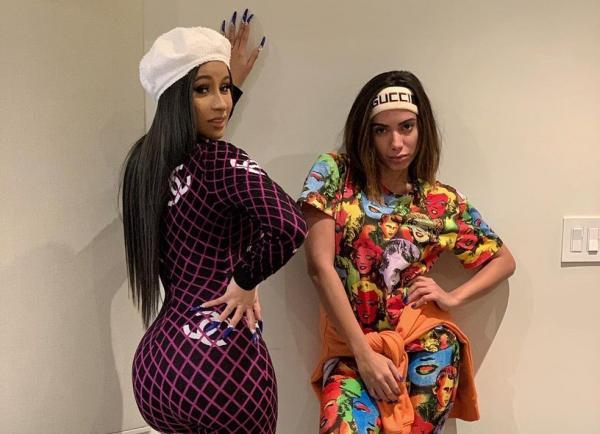 Cardi B se junta a Anitta e Myke Towers em Me gusta, nova música da brasileira(Imagem:Reprodução)