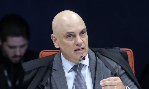 Ministro Alexandre de Moraes durante sess&atilde;o no STF de julgamento da A&ccedil;&atilde;o Penal 2694 -N&uacute;cleo 4 da trama golpista.(Imagem:Rosinei Coutinho/STF)