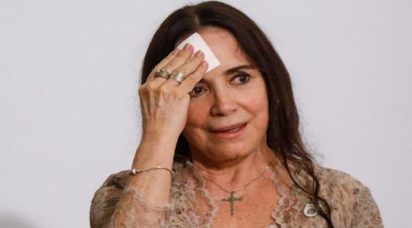 Regina Duarte pede ajuda a Glória Perez para voltar atuar, segundo colunista(Imagem:Reprodução)
