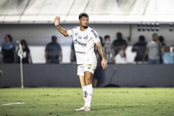 Marcos Leonardo foi vendido pelo Santos ao Benfica.(Imagem:Abner Dourado/AGIF)