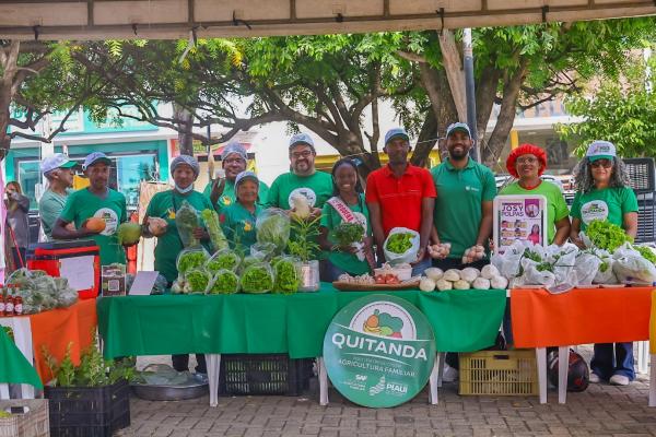 Agricultores familiares do Território Vale dos Rios Piauí e Itaueira levaram seus produtos à Feira de Serviços neste sábado (28)(Imagem:Geirlys Silva)