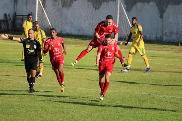 4 de Julho venceu o Picos por 2 a 0 Picos e está muito perto da taça do Piauiense.(Imagem:Jade Araujo)