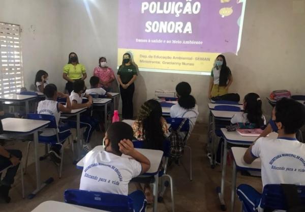 SEMAN conscientiza alunos da rede municipal sobre os malefícios da poluição sonora(Imagem:Secom)