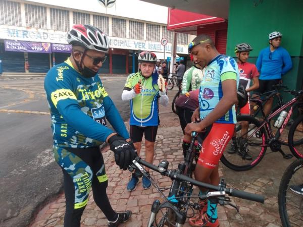 Ciclistas realizam confraternização com café da manhã e passeio ciclístico(Imagem:FlorianoNews)