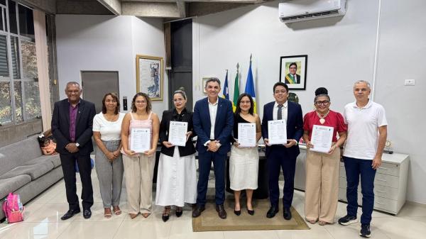 Durante a solenidade, o reitor da Uespi, Paulo Henrique, destacou o modelo de gest&atilde;o baseado no di&aacute;logo e na transpar&ecirc;ncia.(Imagem:Val&eacute;ria Neves)