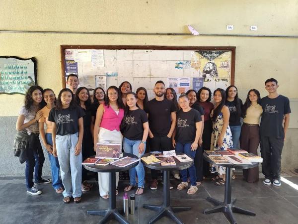 A atividade envolveu pesquisas sobre acontecimentos históricos e figuras relevantes de diferentes regiões do estado.(Imagem:Ascom/Uespi)