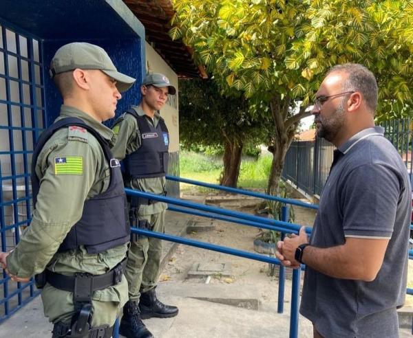 oab Curvina visita 3º BPM e acompanha trabalhos educativos da PM em parceria com escolas de Floriano(Imagem:Reprodução/Instagram)