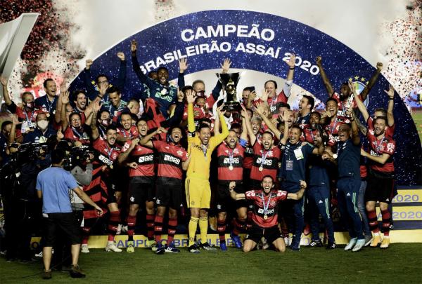 Em Brasileirão de cinco líderes, disputa acirrada pelo G-4 e reta decisiva emocionante, Flamengo só garante o título após o fim de seu último jogo.(Imagem:Divulgação)