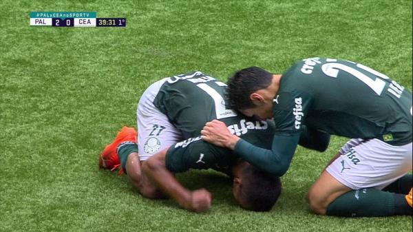 Gabriel Veron completa primeiro ano como profissional em alta e com recorde no Palmeiras(Imagem:Reprodução)