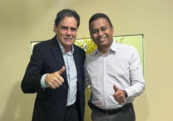 Deputado Dr. Francisco Costa prestigia palestra inspiradora em Floriano.(Imagem:Reprodução/Instagram )