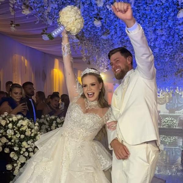 Ex-BBB Paulinha Leitte se casa em Roraima com o americano Dakota Ballard.(Imagem:Reprodução/Instagram)