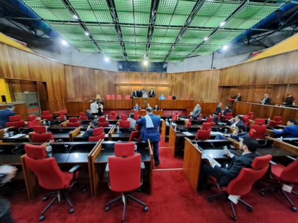 A Lei de Diretrizes Orçamentária aprovada pelos deputados, nessa quarta-feira (12), estima a Receita Corrente Líquida (RCL) do Estado em R$ 13.853.493.000,00 para 2024.(Imagem:Divulgação)