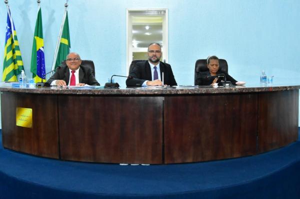 A todo, os vereadores apresentaram 33 indicações e 5 projetos nesta quinzena de sessões.(Imagem:CMF)