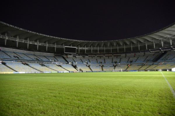Maracanã vazio para Bangu e Flamengo. A partir do dia 10 de julho, 1/3 do estádio poderá ser ocupado.(Imagem:André Durão / GloboEsporte.com)