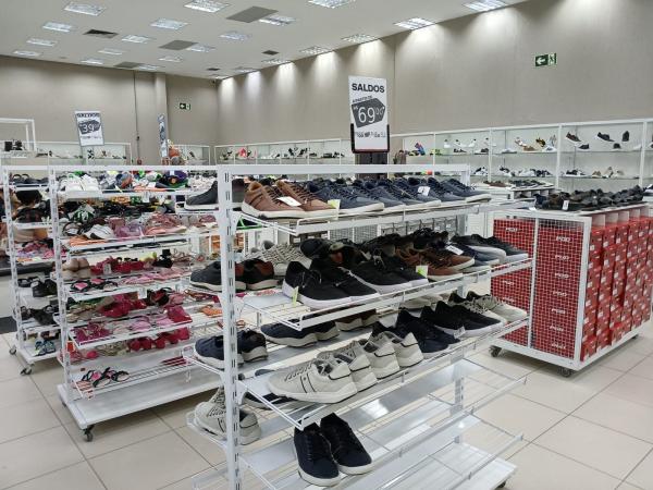 Armaz&eacute;m Para&iacute;ba de Floriano aposta em novidades e ofertas para o Carnaval e volta &agrave;s aulas(Imagem:FlorianoNews)