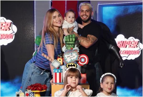 Virginia Fonseca e Zé Felipe com os filhos.(Imagem:Reprodução/Instagram)