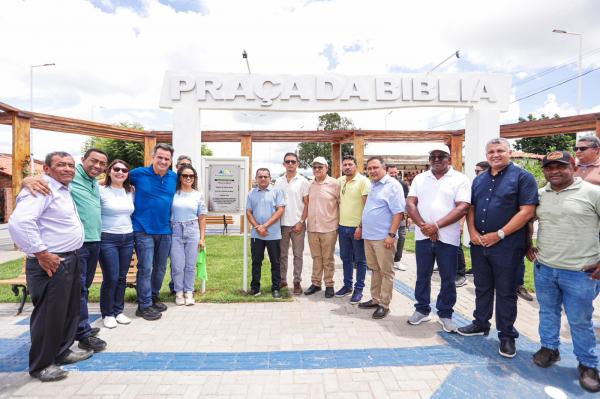 Infraestrutura e lazer: Ciro Nogueira inaugura obras de mais de R$ 600 mil em Francisco Ayres.(Imagem:Ascom)