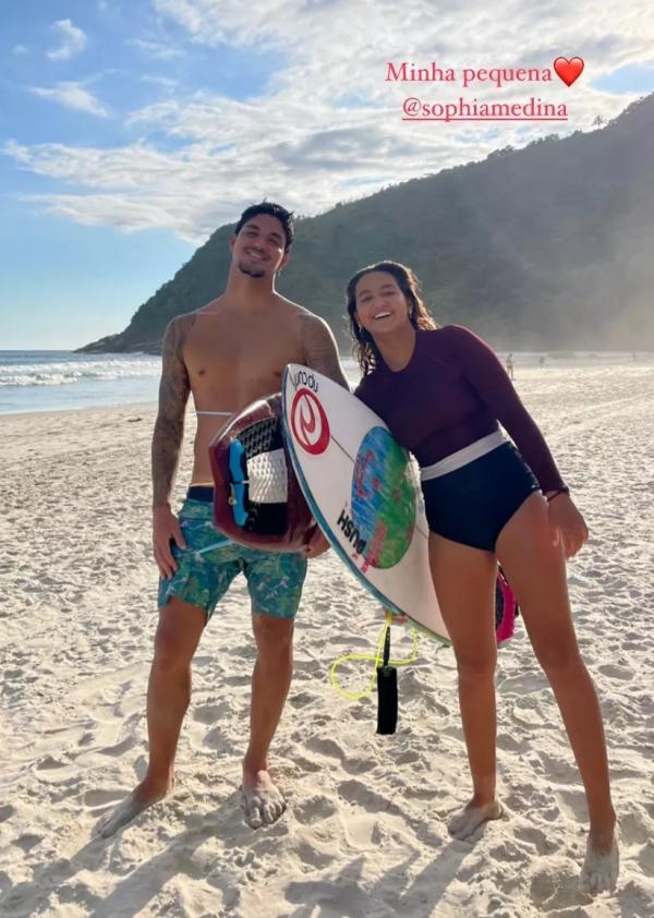 Gabriel Medina e a irmã, Sophia.(Imagem:Reprodução/Instagram)