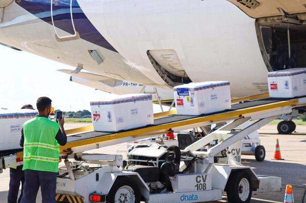 Piauí recebe remessa de vacina contra Covid-19(Imagem:Sesapi)