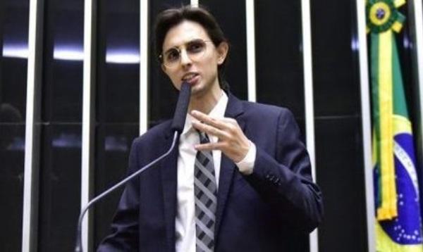 Amon Mandel convive com diagnóstico de autismo(Imagem:ZECA RIBEIRO/CÂMARA DOS DEPUTADOS)