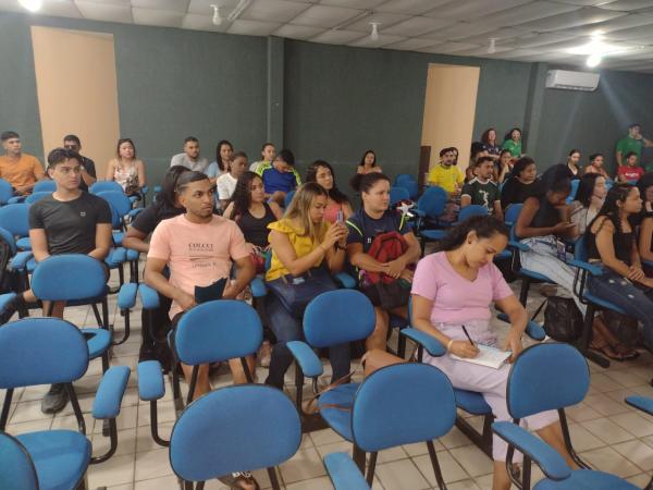 CREF15 realiza ação itinerante em Floriano e promove interação com profissionais de Educação Física.(Imagem:FlorianoNews)