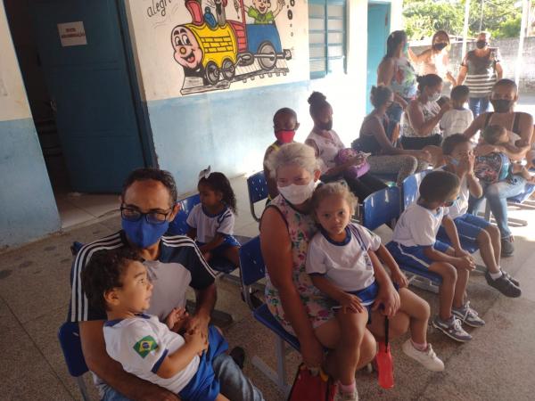 CEI Neuza Matos realiza caminhada educativa contra o Aedes Aegypti em Floriano.(Imagem:FlorianoNews)