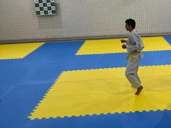 Secepi entrega materiais esportivos e fortalece forma&ccedil;&atilde;o de atletas no Centro de Artes Marciais Sarah Menezes em Teresina(Imagem:Ascom Secepi)