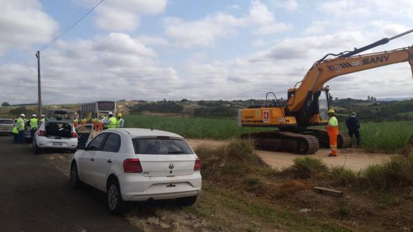 Início da construção da praça de pedágio que liga Piracicaba a Águas de São Pedro.(Imagem:Edijan Del Santo/EPTV)