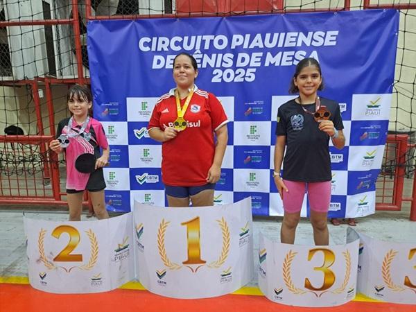 Estudante da rede estadual conquista medalha de prata no Circuito Piauiense de Tênis de Mesa(Imagem:Reprodução)