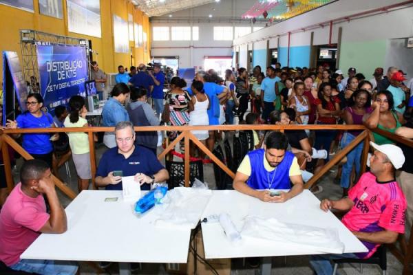 Prefeitura de Floriano apoia ação de entrega de 3 mil kits de TV digital em projeto piloto nacional(Imagem:Secom)