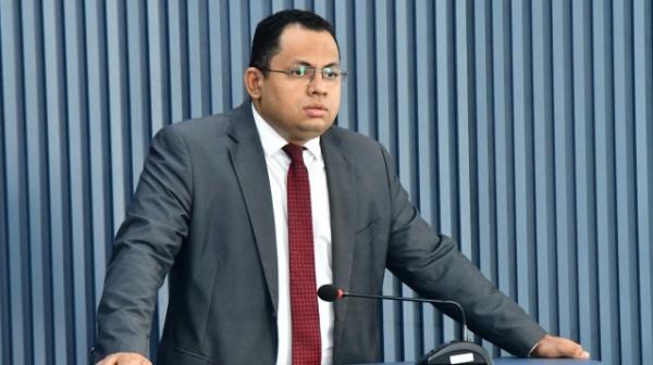 O parlamentar destinou quase R$ 100 mil para revitalizar os mananciais.(Imagem:CMF)