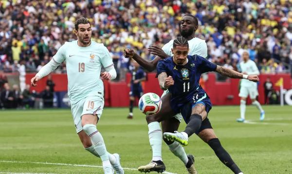 Jogadores sofreram les&otilde;es musculares na derrota de 2 a 1 para a Fran&ccedil;a(Imagem:Winslow Townson-Imagn Images/Direitos Reservados)