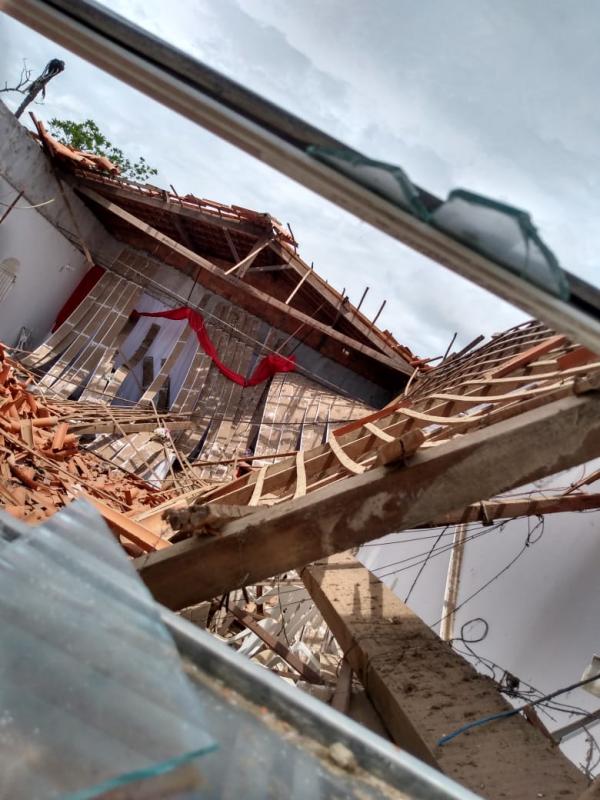 Teto de igreja evangélica desaba em Barão de Grajaú.(Imagem:FlorianoNews)