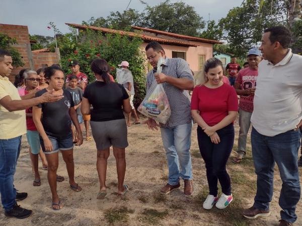 Prefeitura de Floriano inicia entrega de cestas básicas na zona rural da cidade.(Imagem:FlorianoNews)