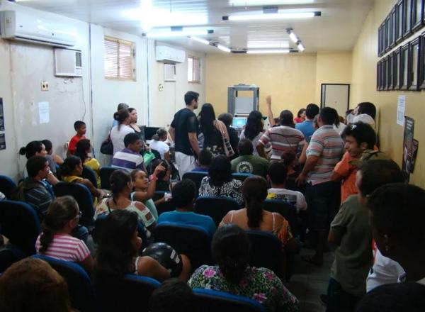 Sede do Instituto de Identificação na Rua Barroso, Centro de Teresina.(Imagem:Gil Oliveira/G1)