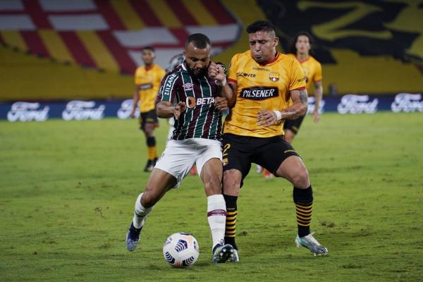 Pineida será o terceiro reforço confirmado pelo Fluminense para 2022. Além dele, o Tricolor já acertou as contratações do volante Felipe Melo e do atacante Willian Bigode.(Imagem:Reprodução)