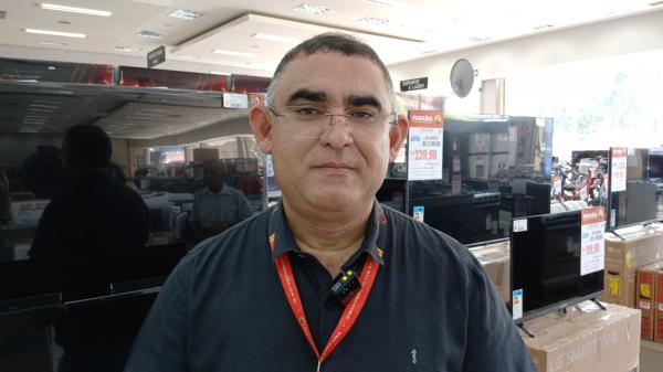 F. Costa, gerente do Armaz&eacute;m Para&iacute;ba de Floriano.(Imagem:FlorianoNews)