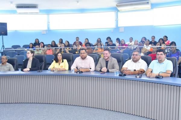 O seminário em alusão ao Maio Laranja discutiu medidas efetivas de proteção às crianças e adolescentes,(Imagem:CMF)