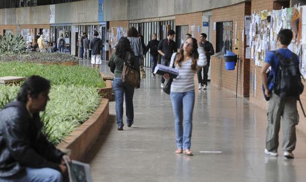 Pré-selecionados no Prouni têm até hoje para comprovar dados.(Imagem:Unb)