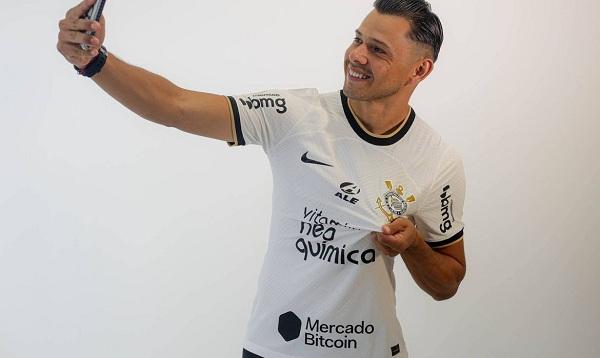 Corinthians anuncia o retorno do atacante paraguaio Romero.(Imagem:Rodrigo Coca/Ag. Corinthians/Direitos Reservados)