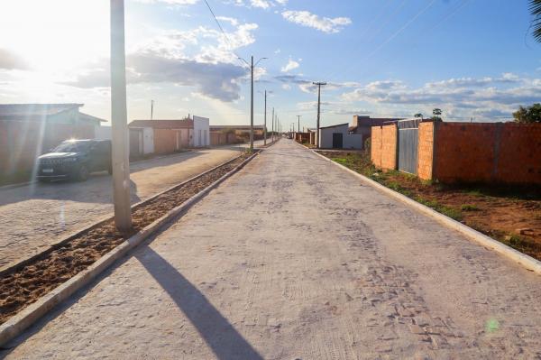 Ciro Nogueira inaugura