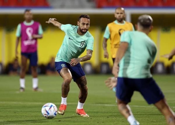 Neymar em treino antes de jogo contra Coreia do Sul.(Imagem:Pedro Nunes/Reuters)