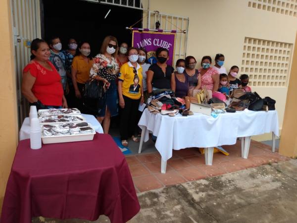 Lions Clube realiza ação social no bairro Tiberão(Imagem:FlorianoNews)