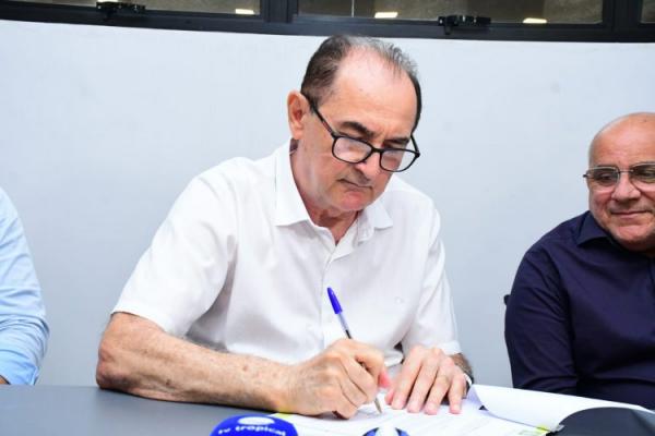 Prefeito Ant&ocirc;nio Reis(Imagem:Secom)