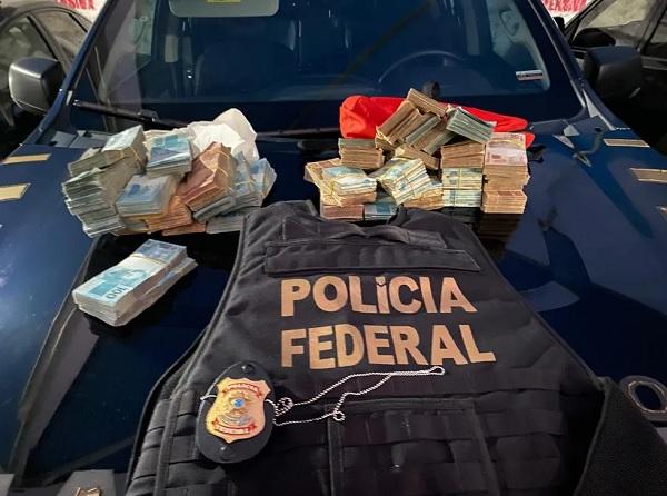Polícia Federal apreende R$ 380 mil em dinheiro na Zona Leste de Teresina; suspeita de crime eleitoral.(Imagem:Polícia Federal/ Piauí)