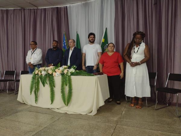 Mais de 300 Títulos de Propriedades são entregues em solenidade para famílias da zona rural de Floriano.(Imagem:FlorianoNews)