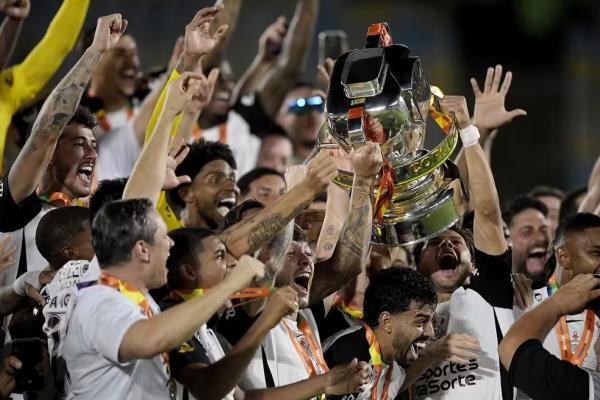Atual campe&atilde;o, o Corinthians entra na quinta fase da Copa do Brasil.(Imagem:Alexandre Loureiro/AGIF)