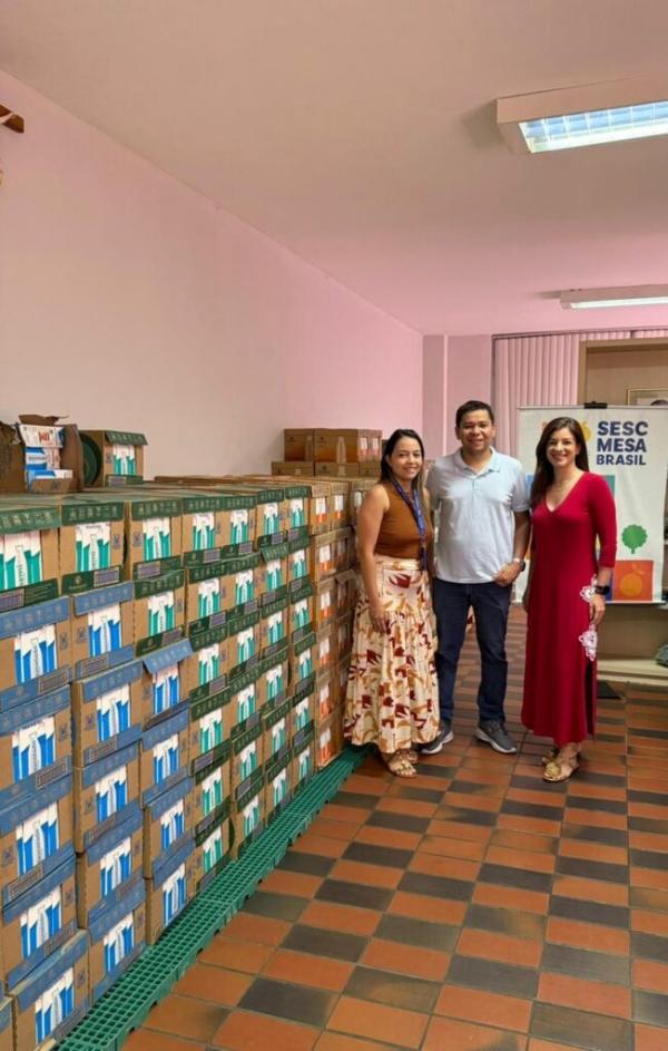 Grupo Asa Norte doa 5 toneladas de leite ao Sesc Mesa Brasil de Parnaíba(Imagem:Divulgação)